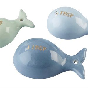 COPY - Brand New in Box Kate Aspen Ceramic Whale Shaped Set Below $30 Retail
